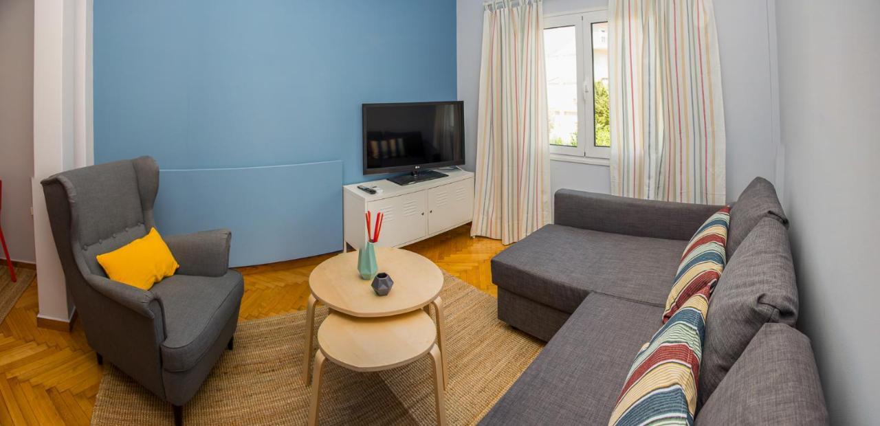 Fully Renovated And Relaxing Apartment 아테네 외부 사진